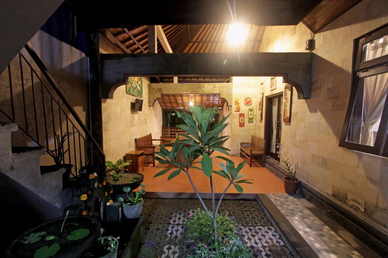 Sari House Ubud - Balinese Style Homestay Eksteriør bilde