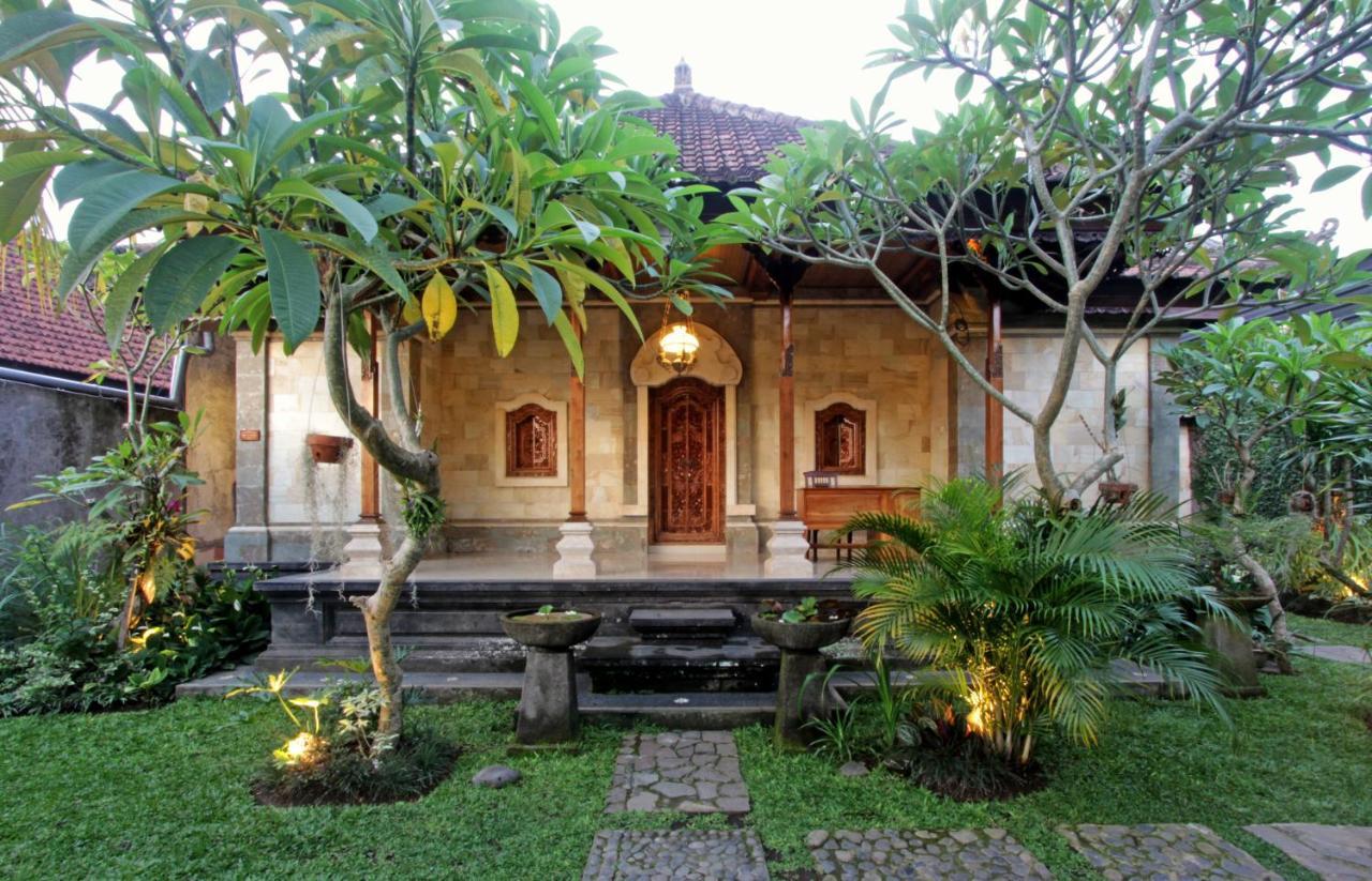 Sari House Ubud - Balinese Style Homestay Eksteriør bilde